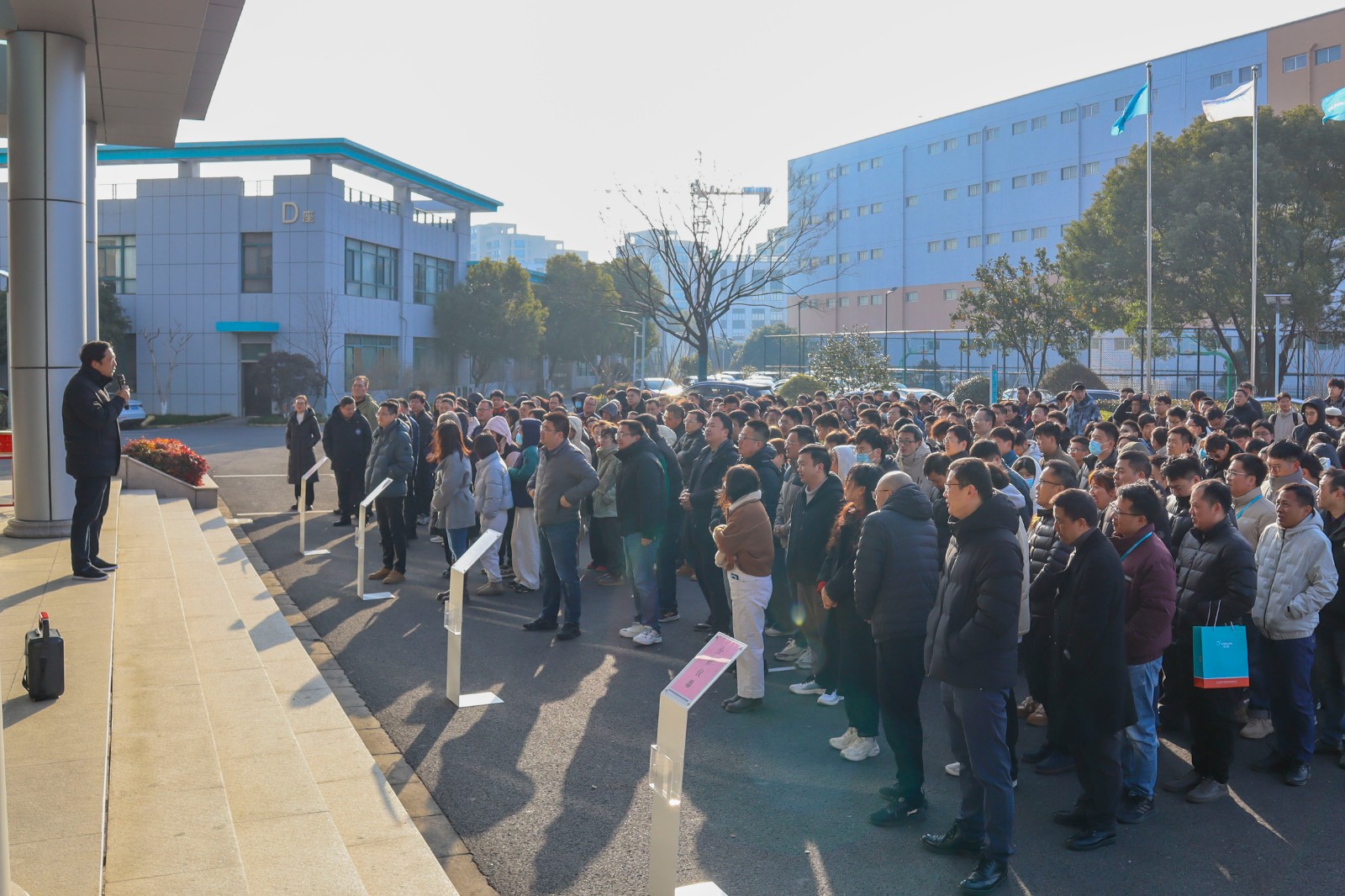 1738804658926250IEAP.jpg IMG_9862.jpg